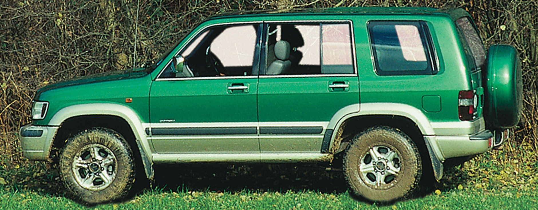 Opel Monterey: uniwersalny żołnierz