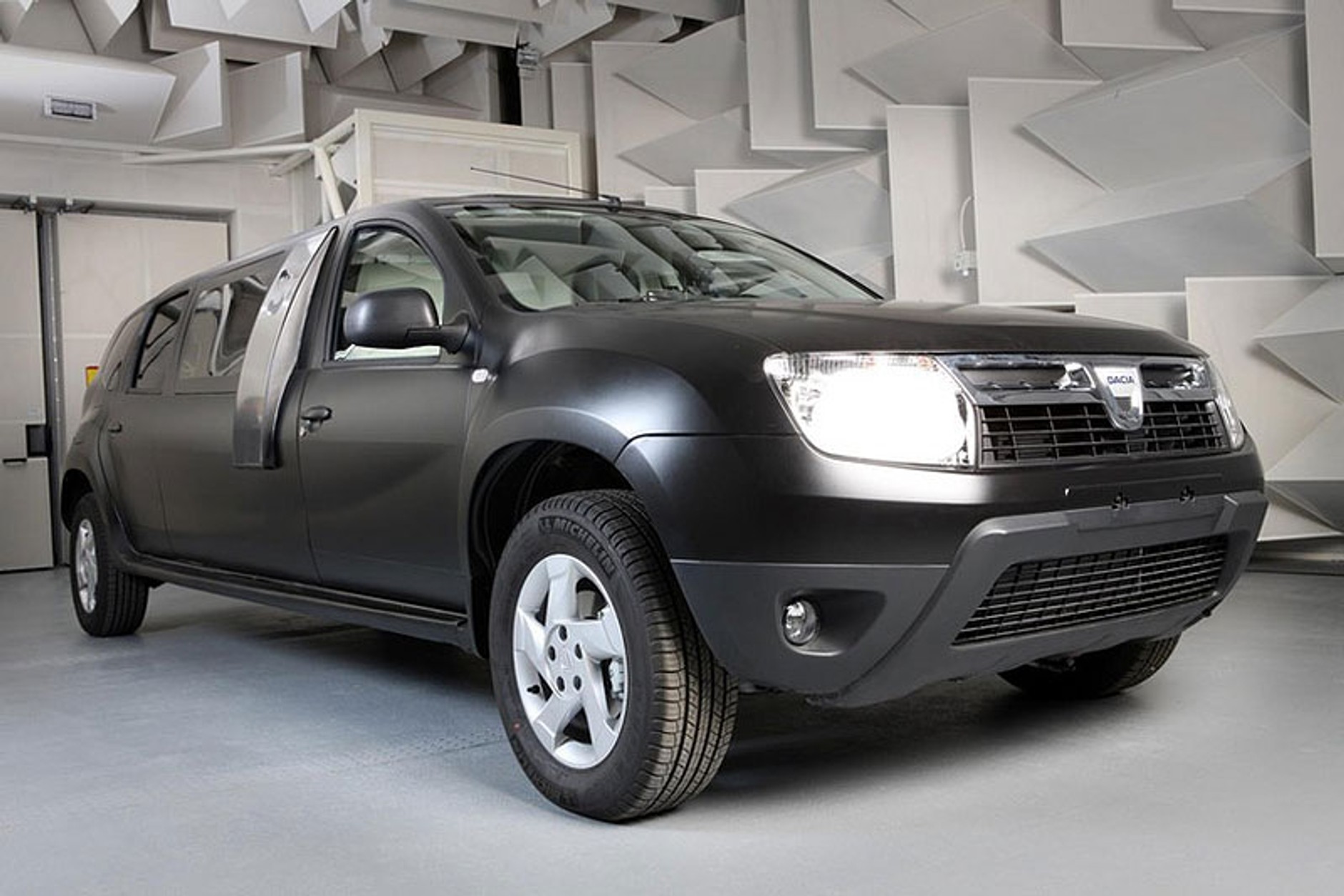 Dacia Duster jako luksusowa limuzyna