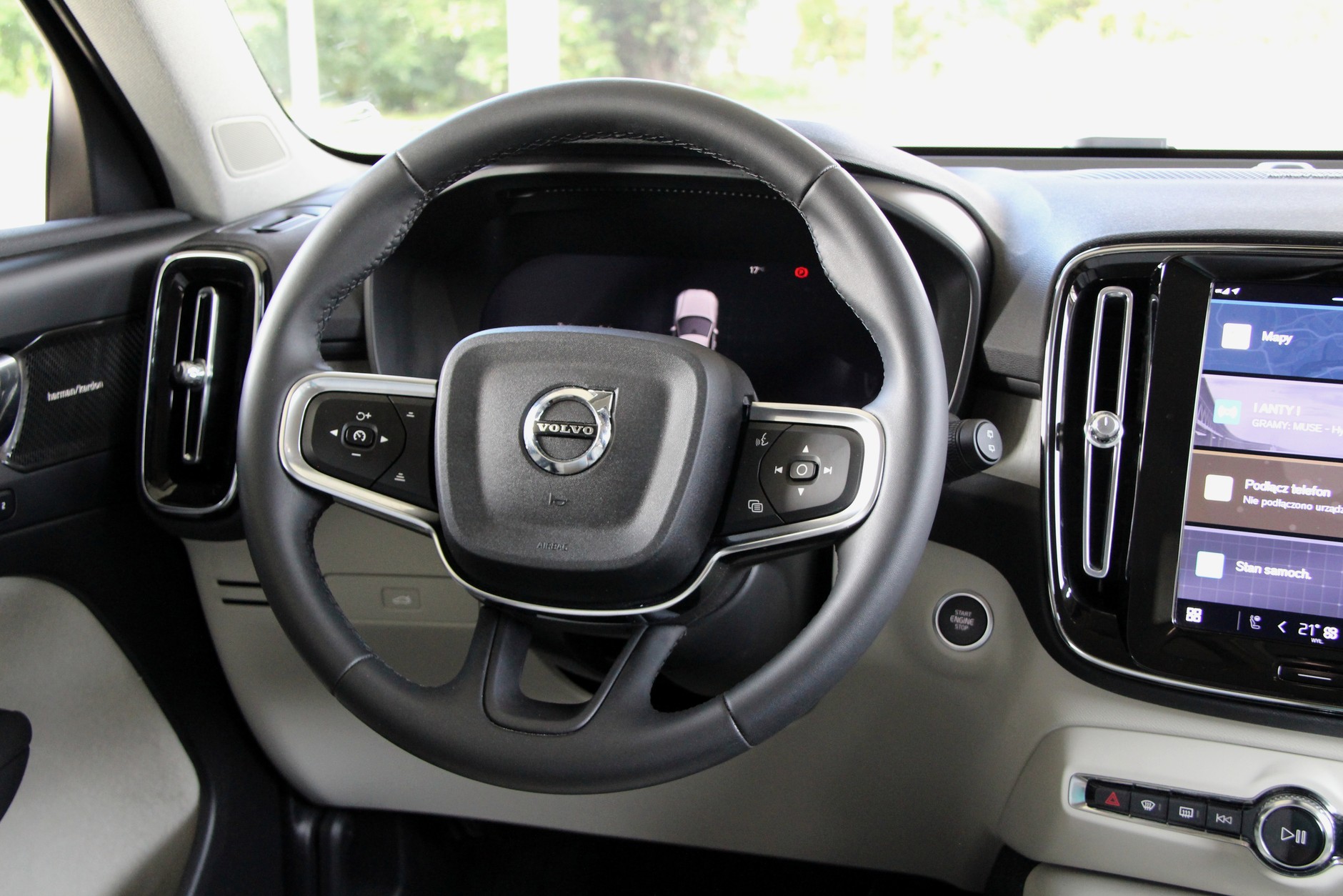 Volvo XC40 B3 Plus Dark