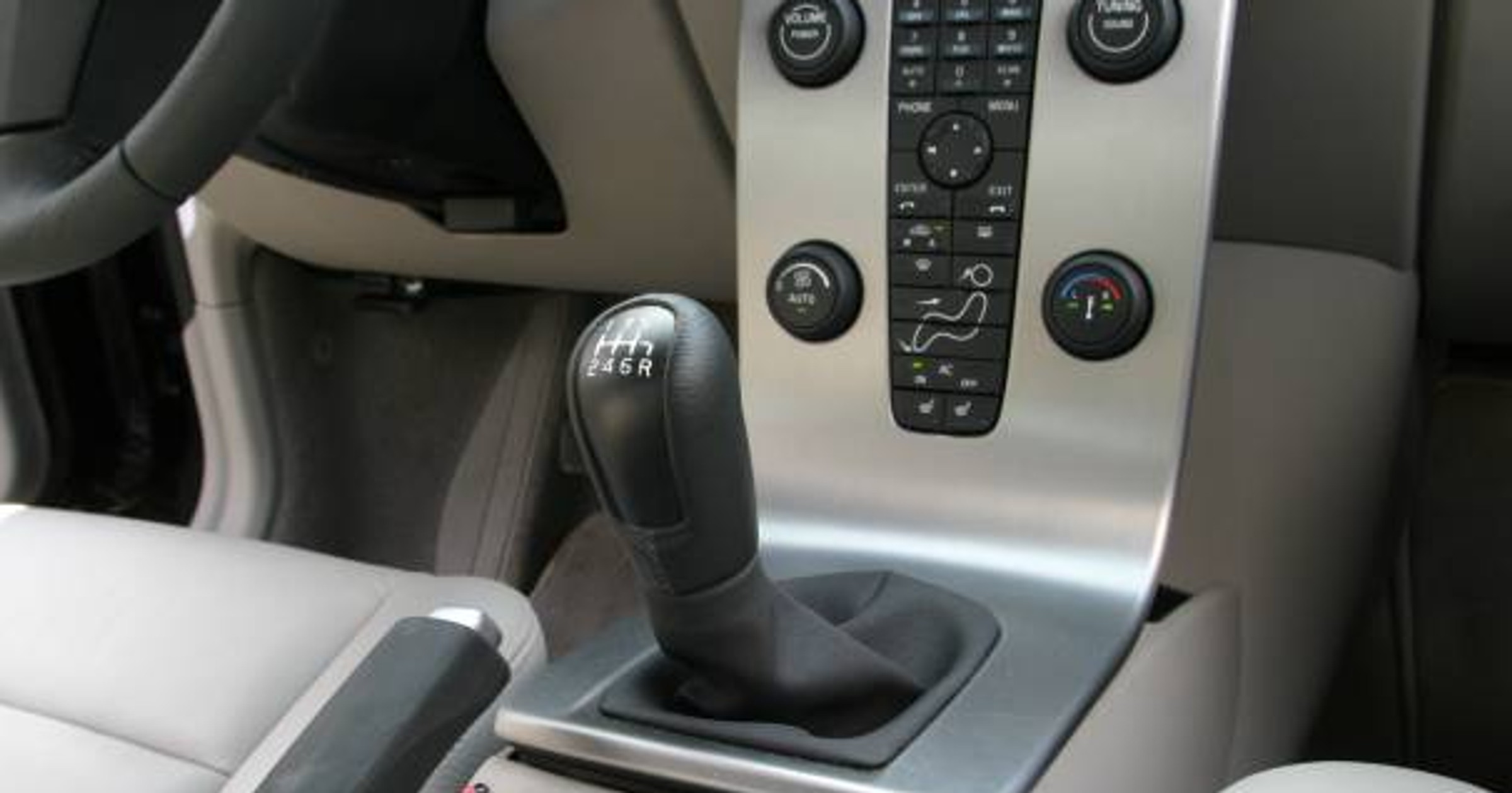 Volvo wzywa do serwisu prawie 30 tys. aut