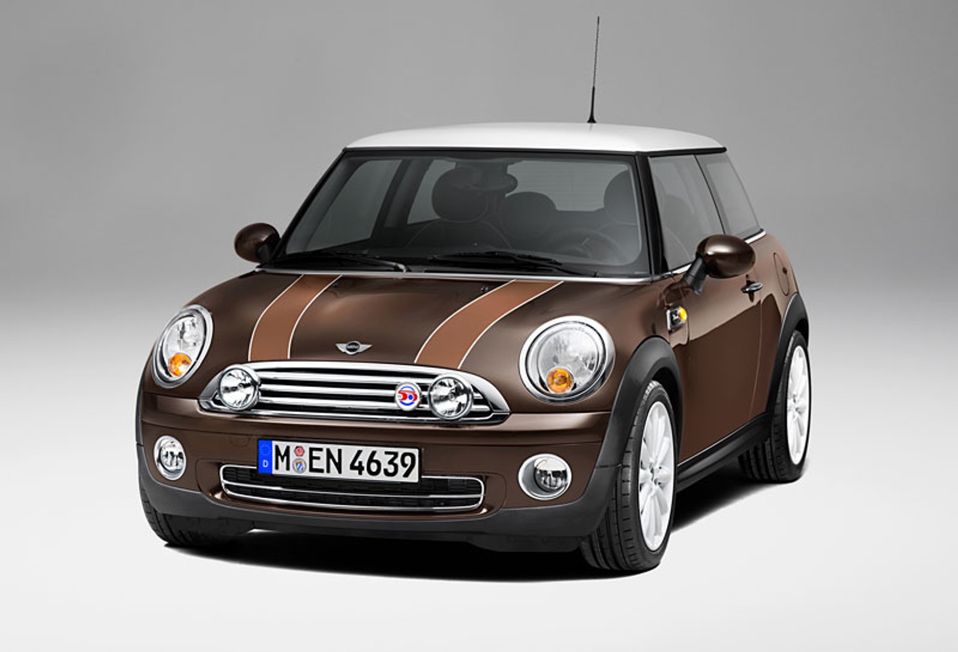 Mini 50 Mayfair i Mini 50 Camden: dwa specjalne modele na jubileusz