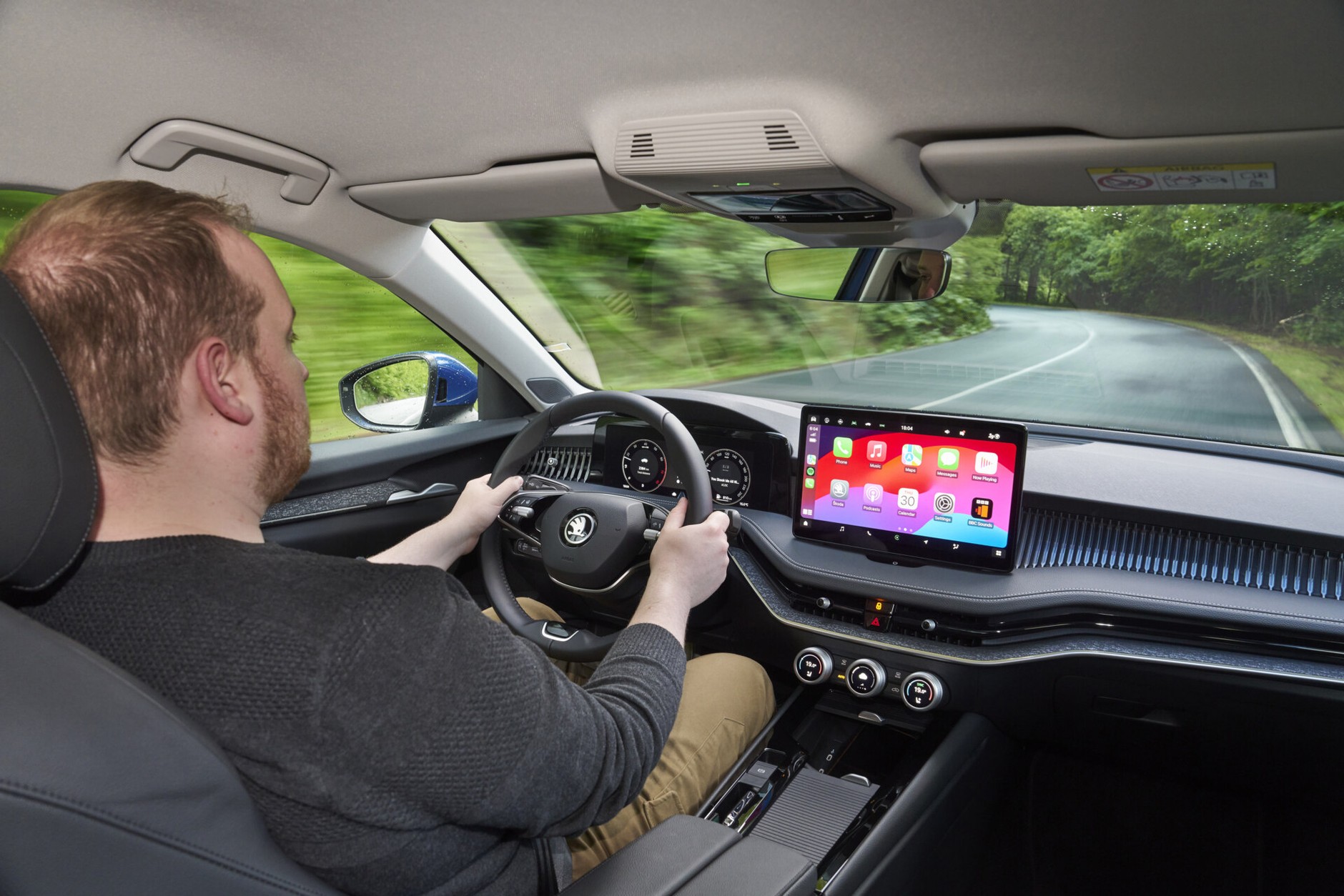 Skoda Superb liftback