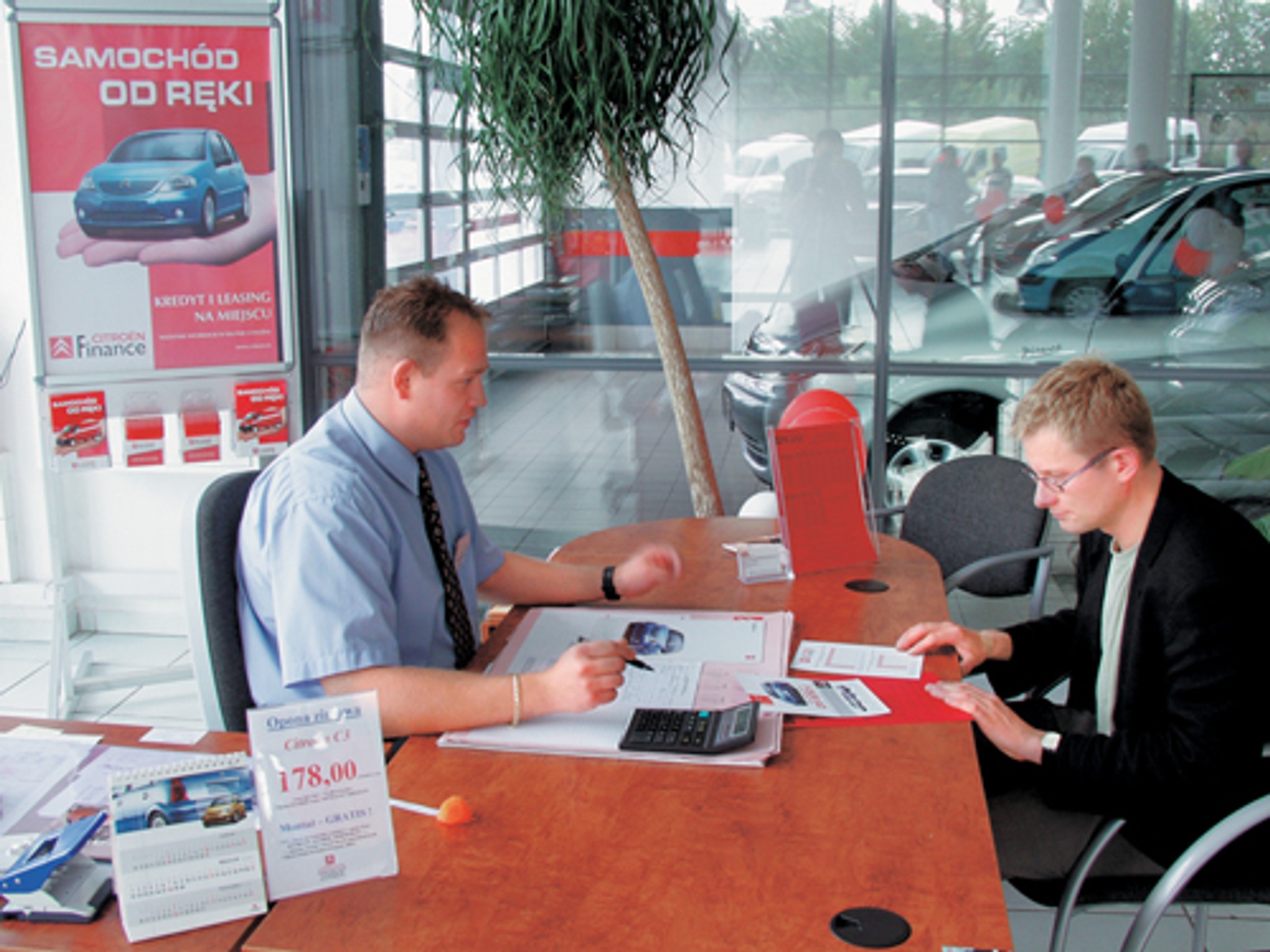 Co niesiemy do urzędu?