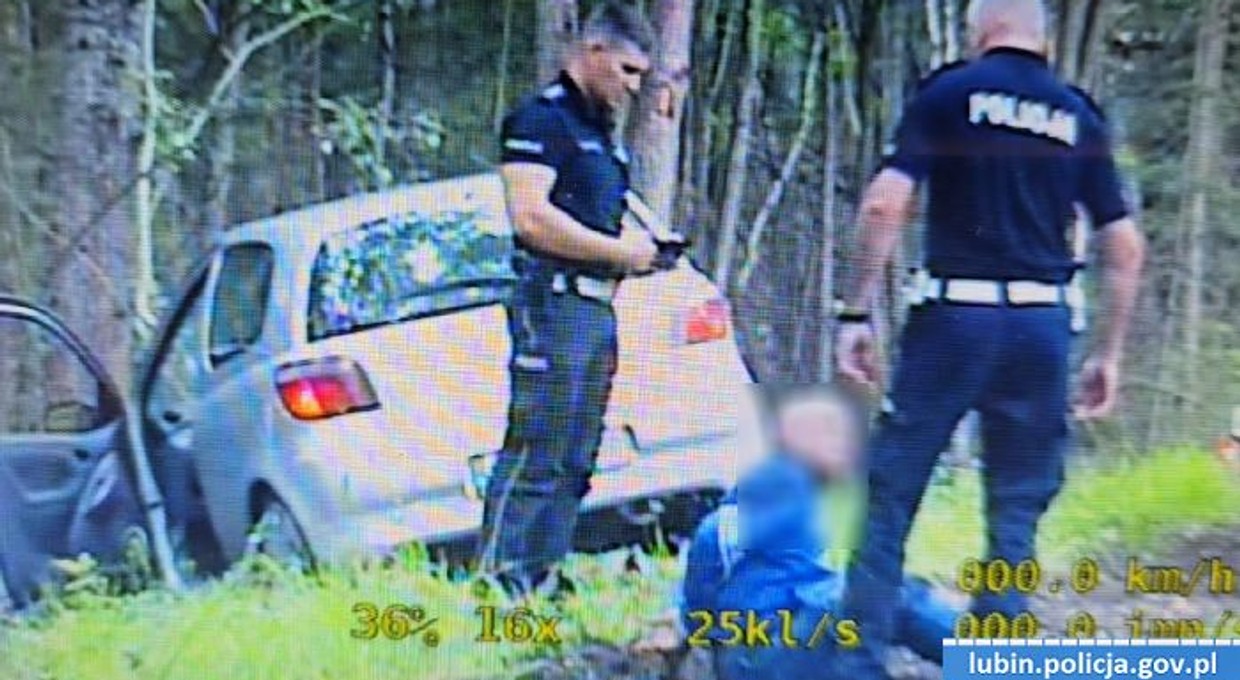 Kierowca był pijany i miał dożywotni zakaz. Trafi do więzienia i straci samochód