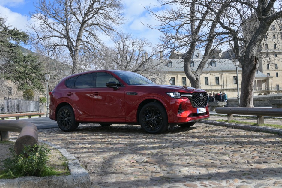 Mazda CX-60 2025
