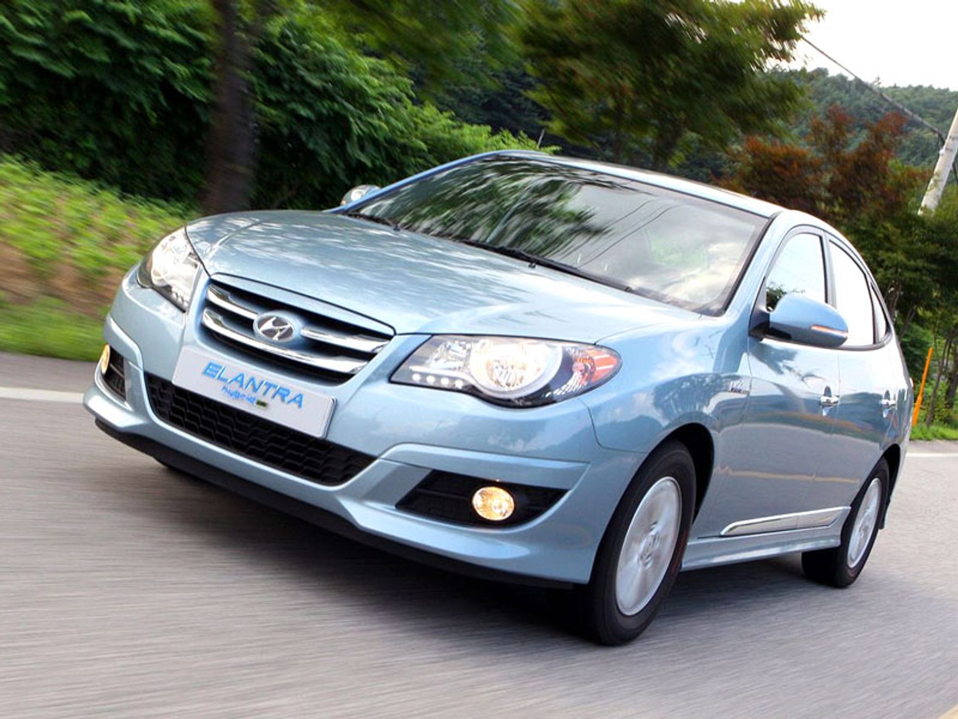 Hyundai Elantra LPI HEV – pierwsza hybryda LPG na świecie