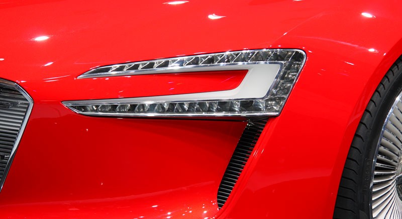 Audi e-tron: w sprzedaży od 2012