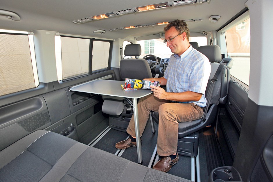 Volkswagen T5 - Transporter równa do szeregu