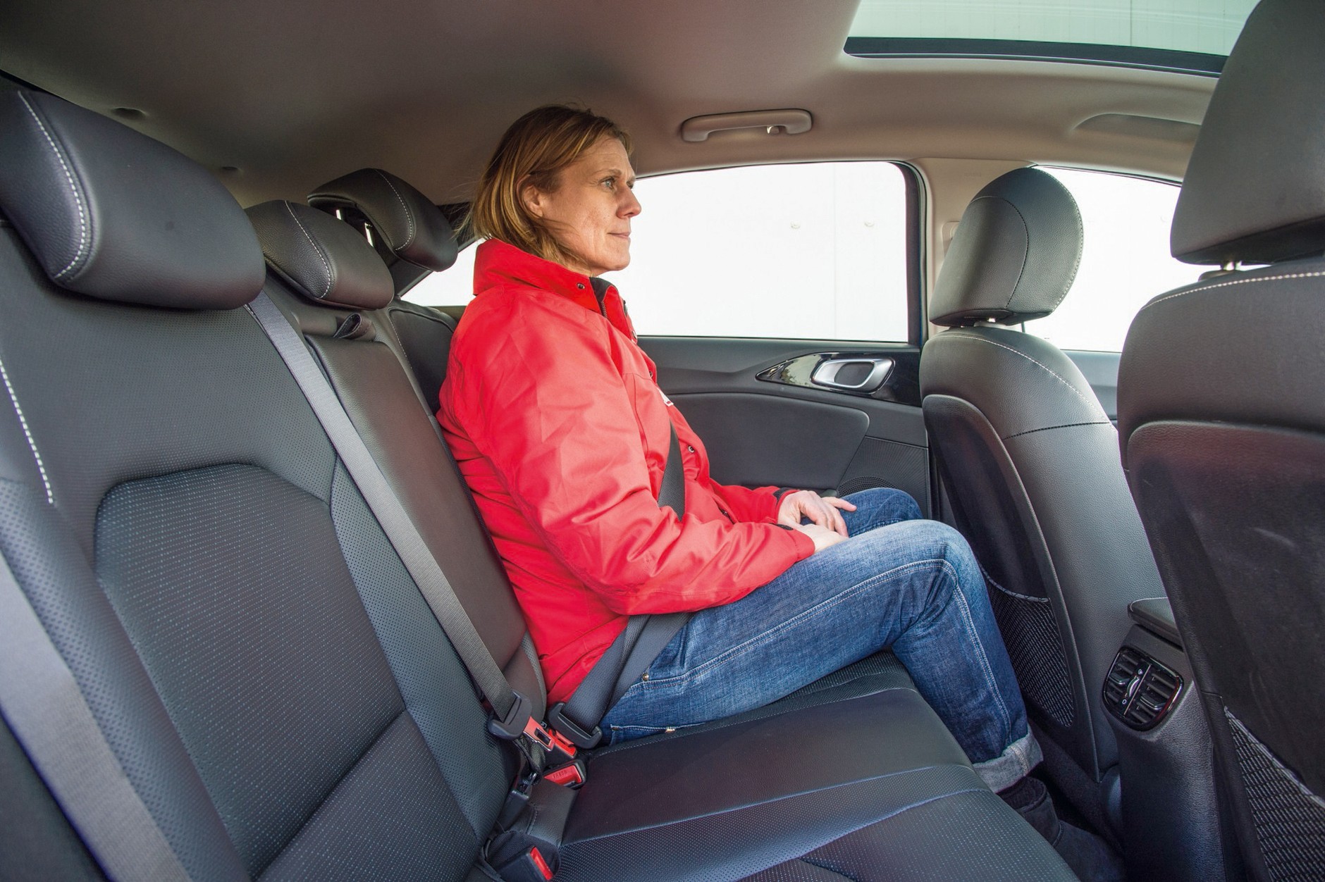 Porównanie: VW Golf VIII kontra BMW serii 1, Kia Ceed, Mercedes klasy A i Opel Astra