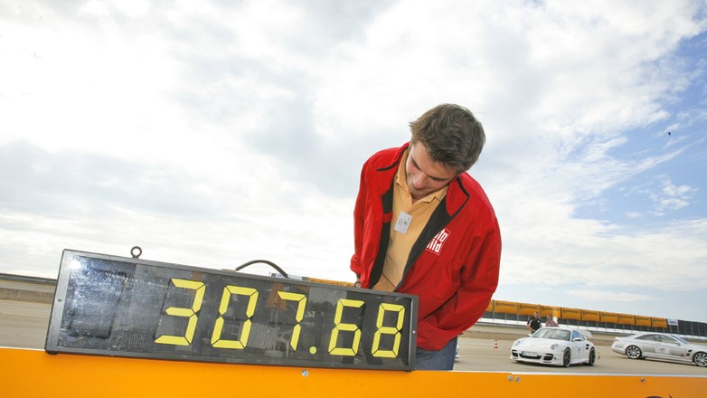 Lista naszybszych i najwolniejszych samochodów