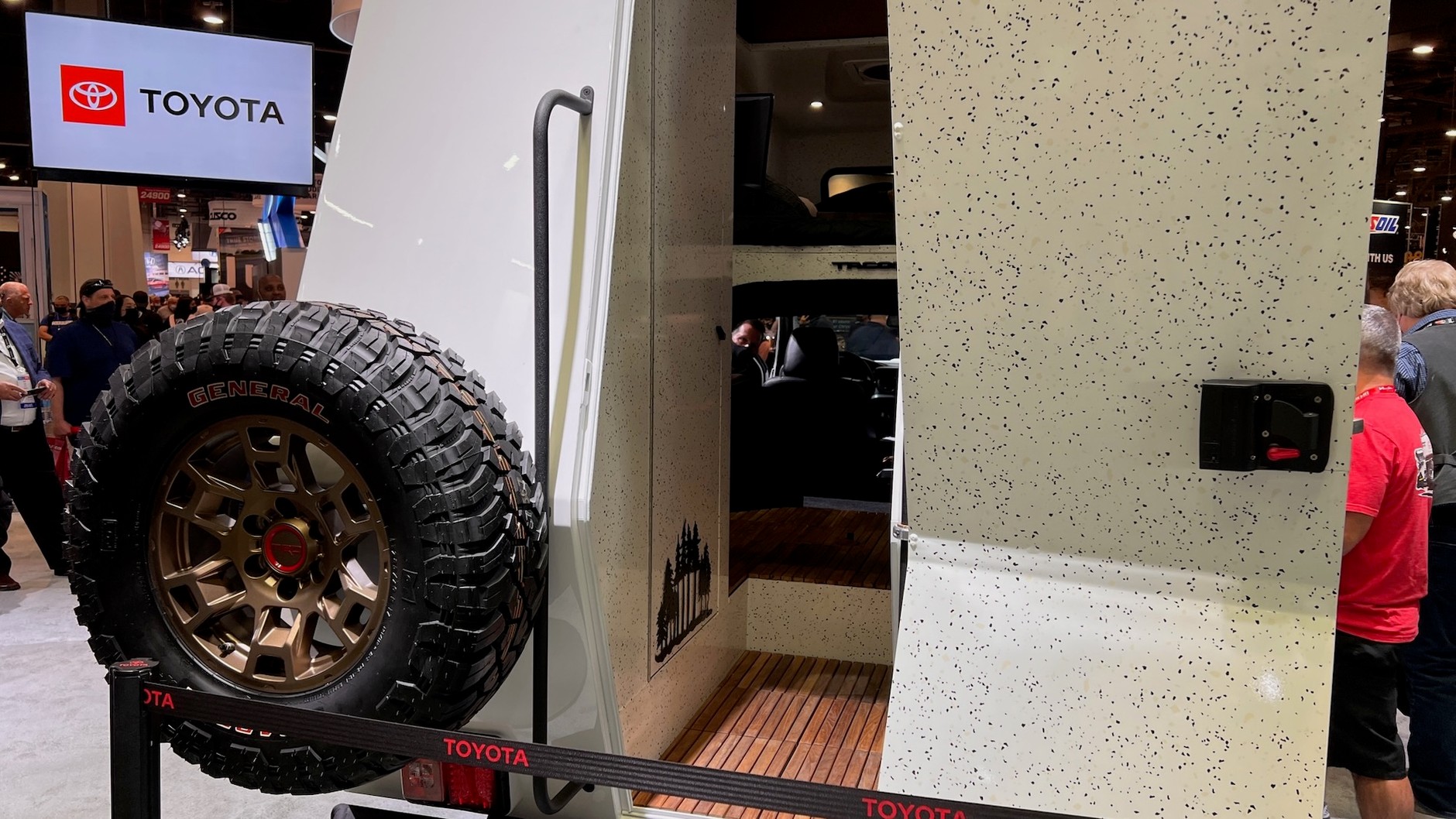 Toyota na SEMA Show 2021-4