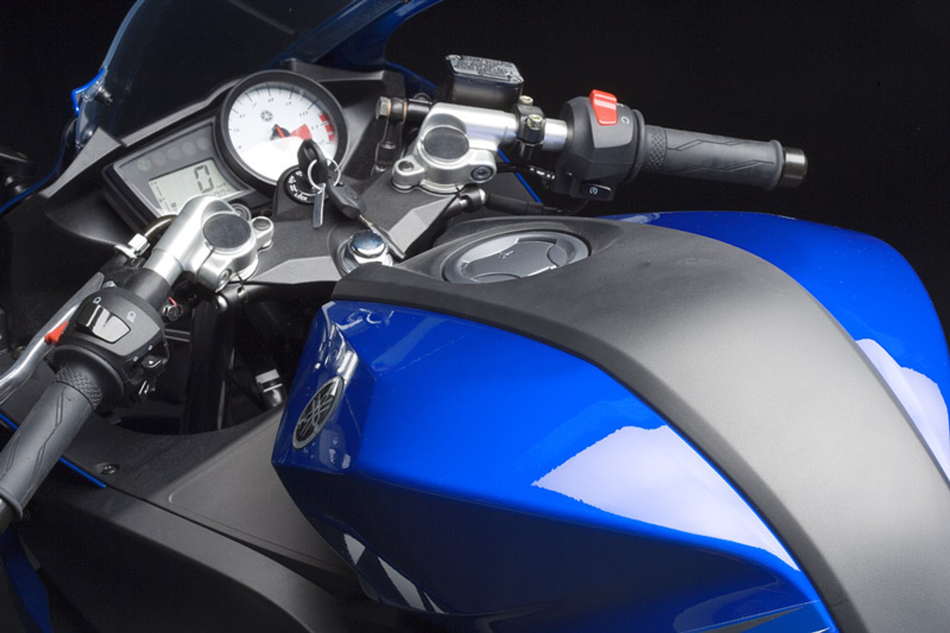 Yamaha YZF-R 125: nowy mały ścigacz na rok 2008