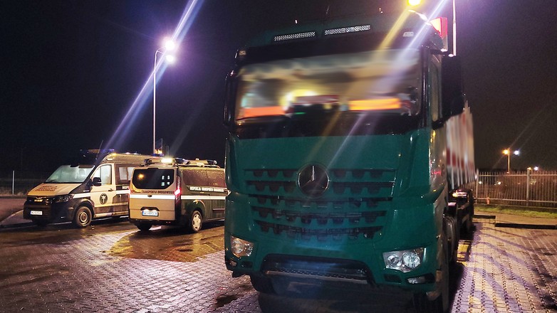 Kontrola inspektorów zachodniopomorskiej Inspekcji Transportu Drogowego