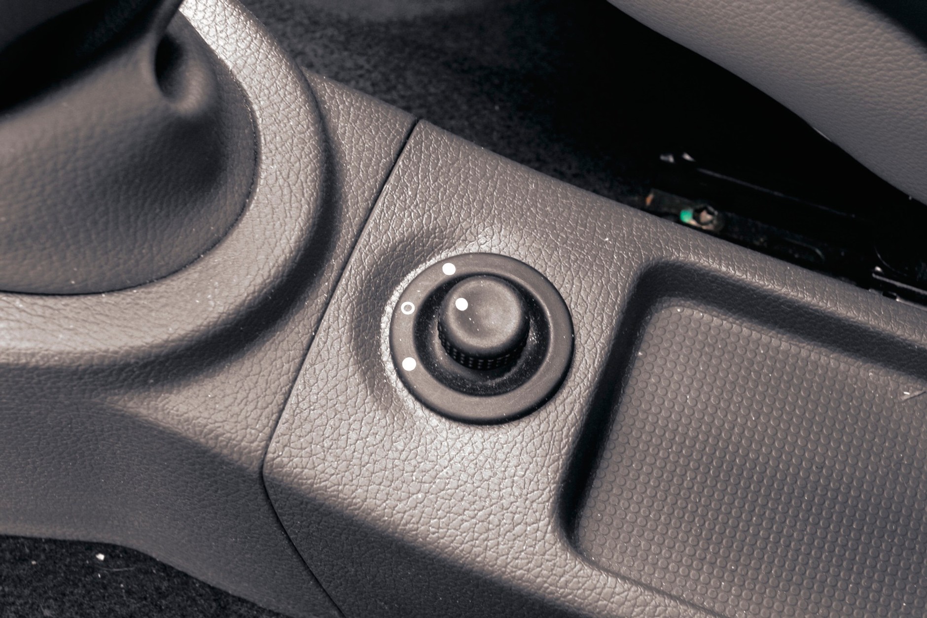 Porównanie trzech sedanów