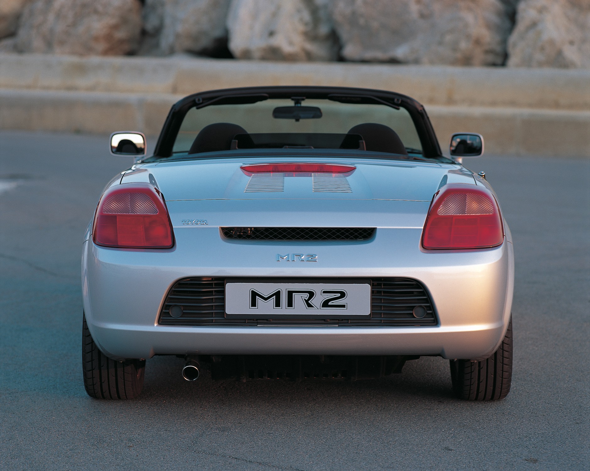 Toyota MR2
