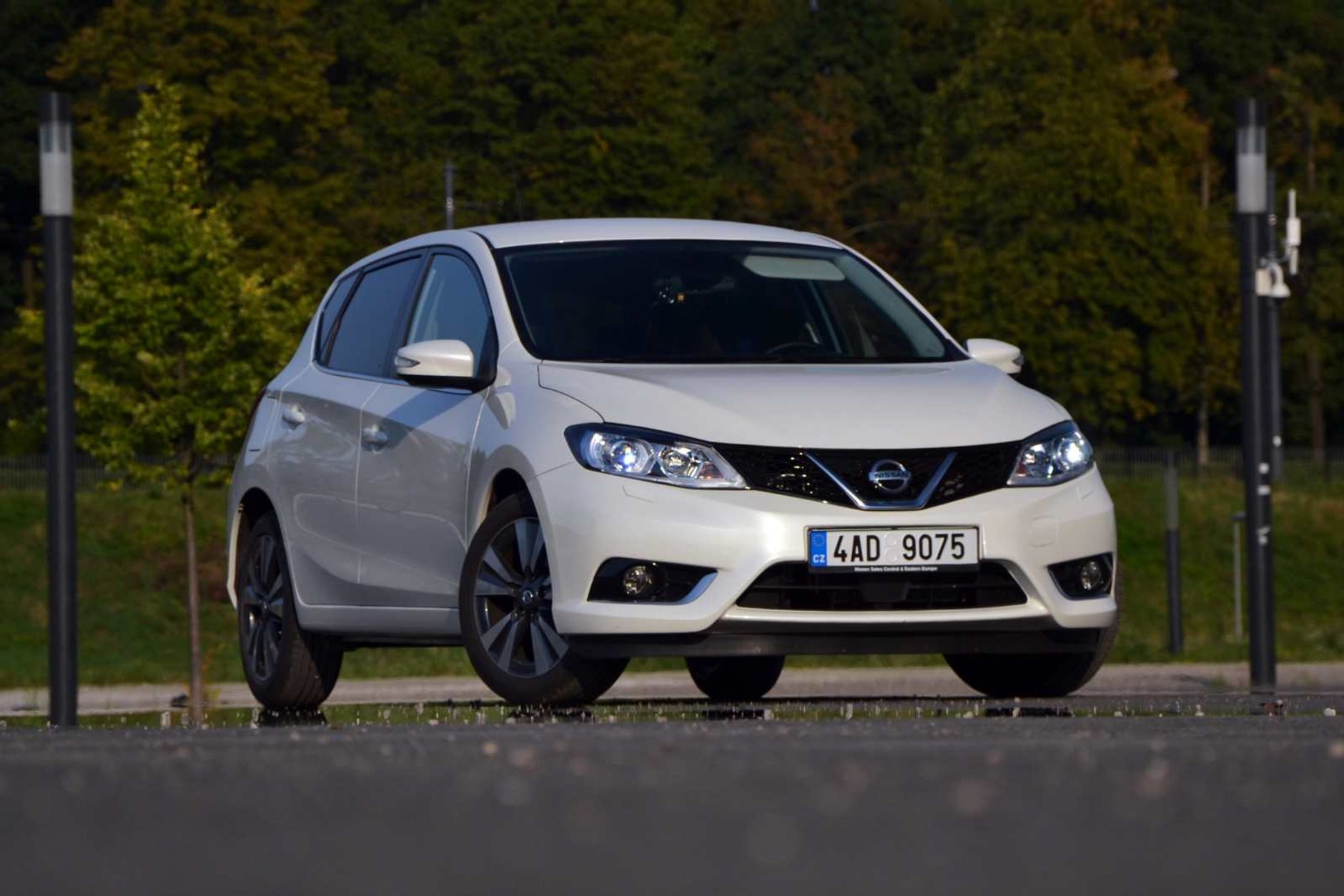 Nissan Pulsar - nowa oferta na rynku kompaktów. Pierwsza jazda