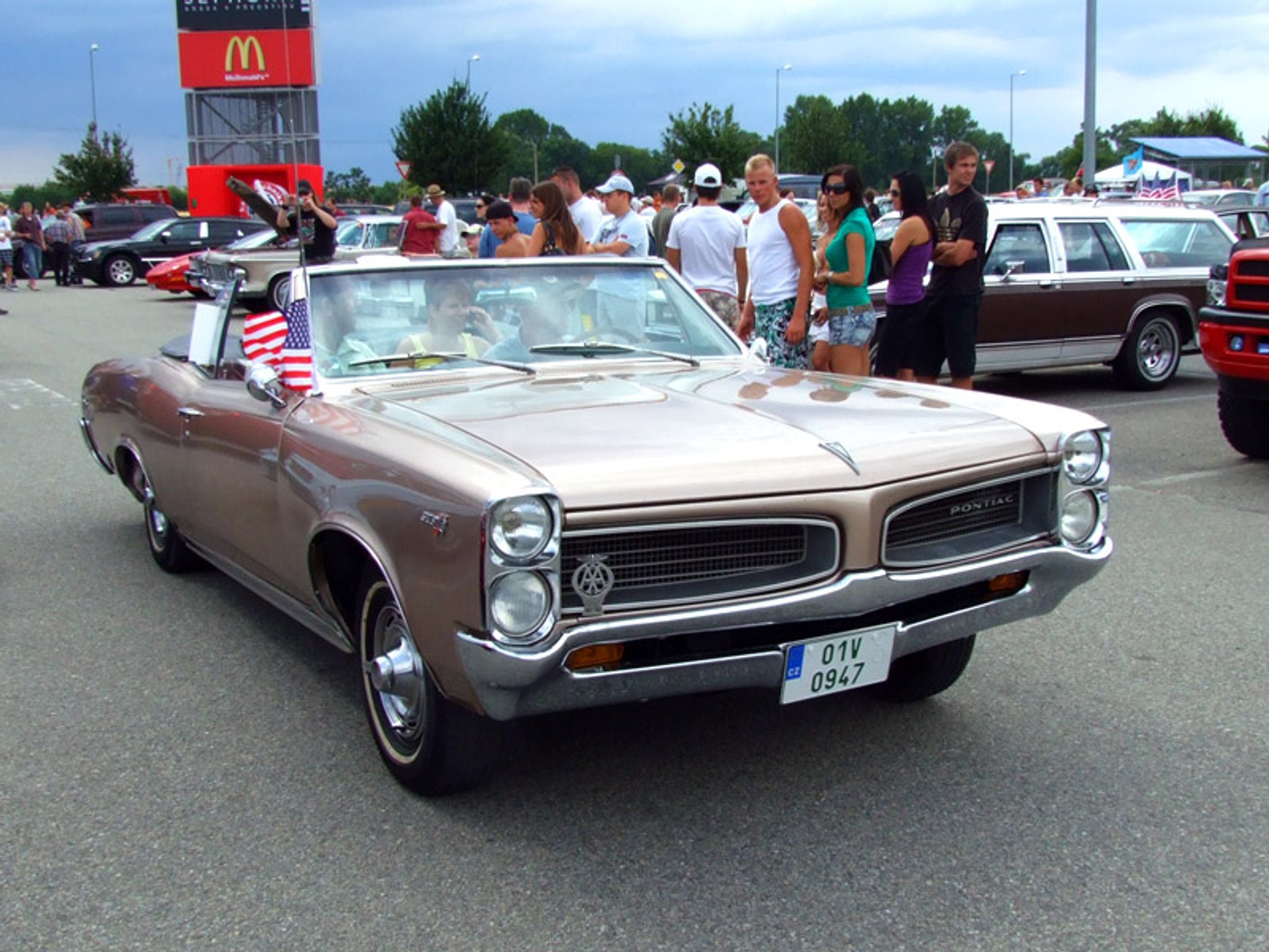 Zlot samochodów amerykańskich w Brnie (fotogaleria)
