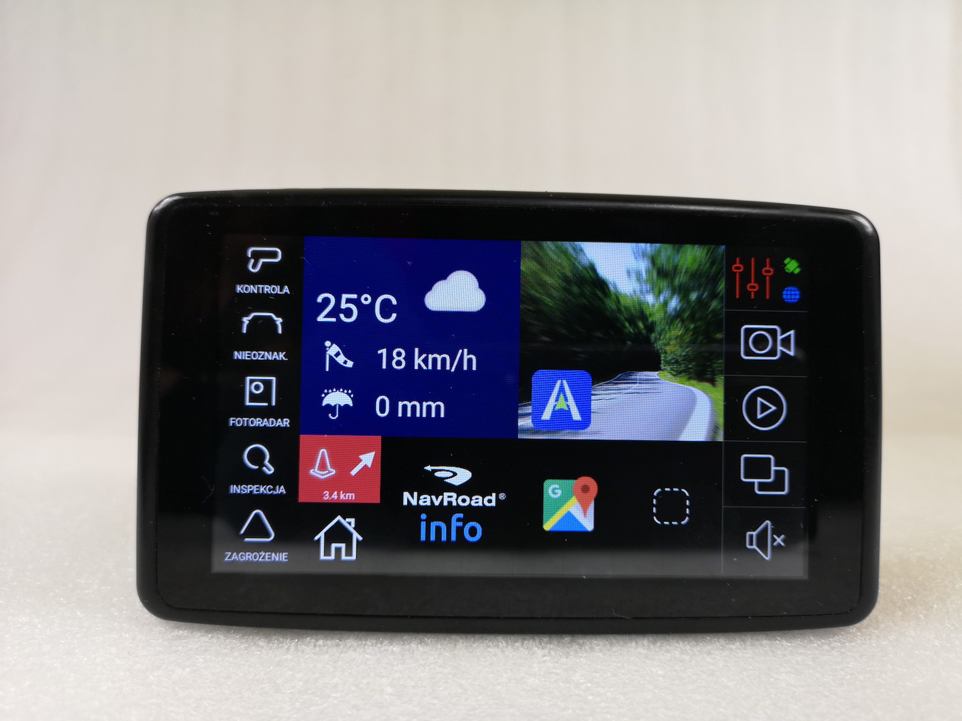 NavRoad UNI - ocena: 5-