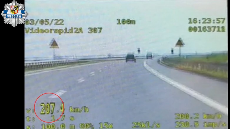 nagranie policyjne wysoka prędkość