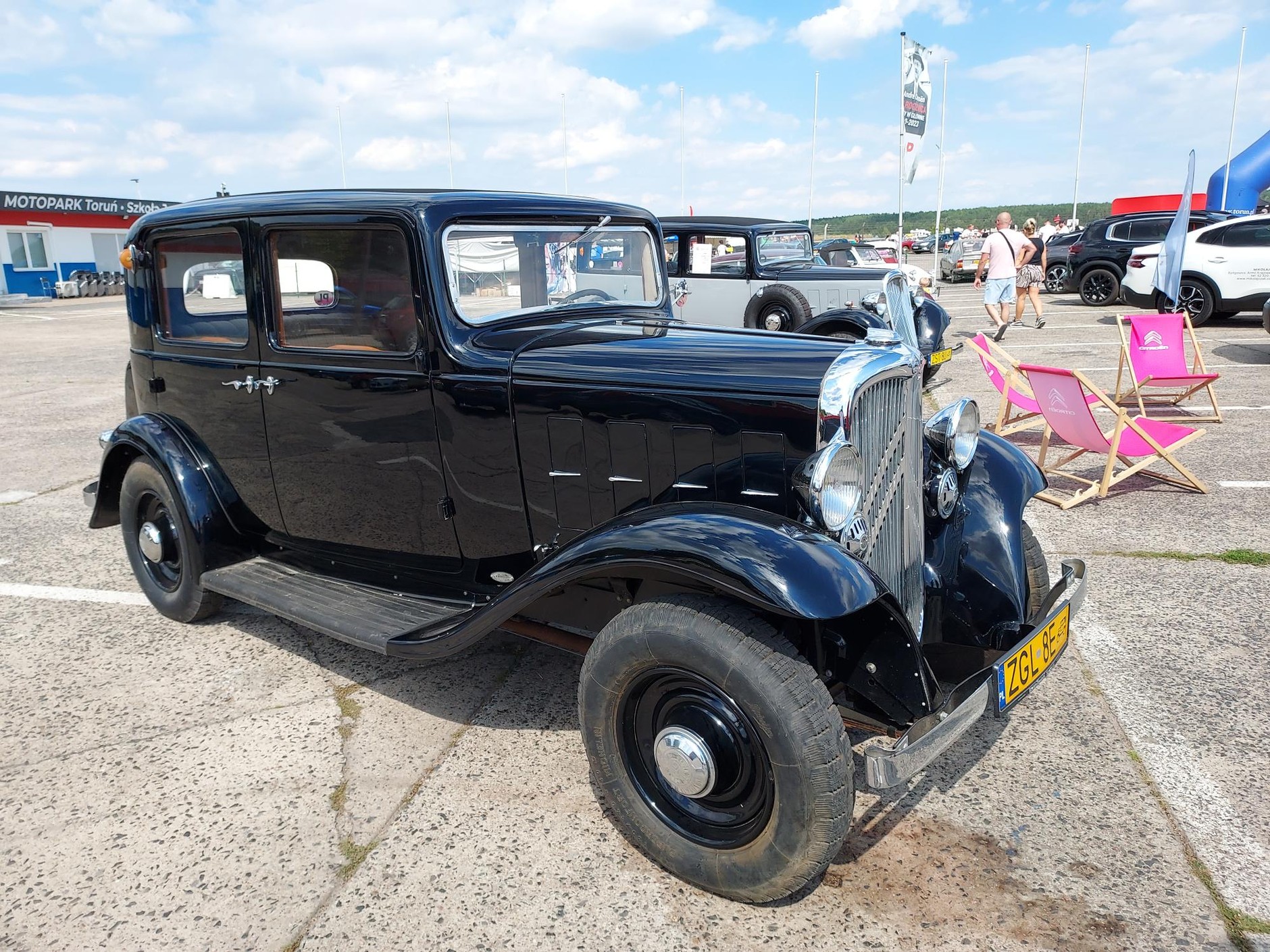 Zlot Citroenów w Toruniu. Model Rosalie 8 CV