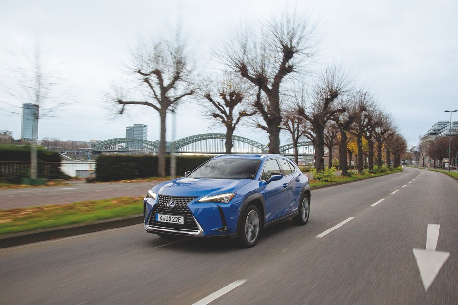 Lexus UX 300e