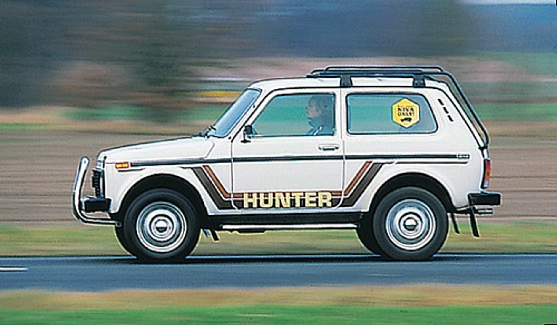 Łada Niva kontra Subaru Justy i Suzuki Wagon R+ -  Tereńowki w  formacie mikro