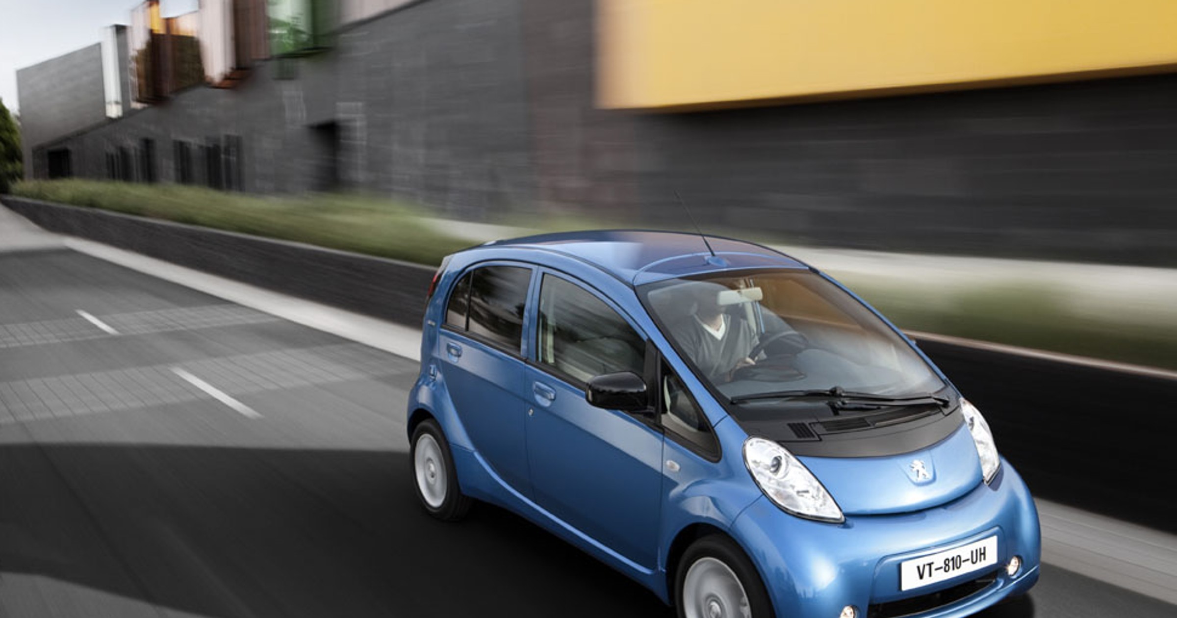 Peugeot iOn: Coraz bliższa przyszłość