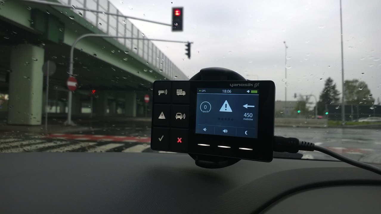 W raporcie uwzględniono zgłoszenia od użytkowników systemu ostrzegania Yanosik