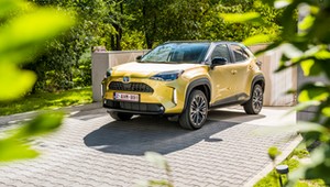 Nowa Toyota Yaris Cross od 75 800 zł – poradnik kupującego