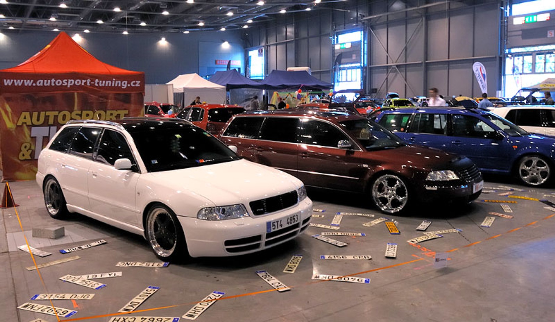 Tuning &amp; Custom Salon Brno 2009 (fotogaleria)