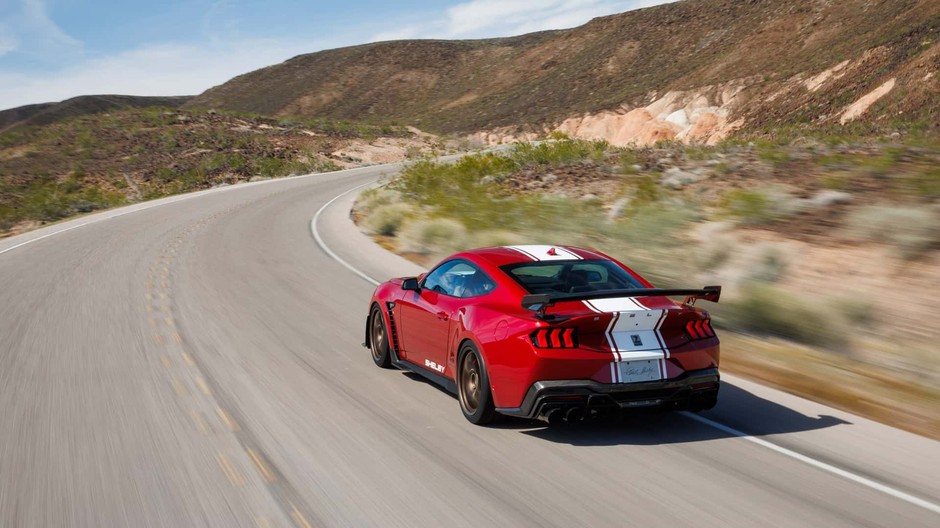 Ford Mustang Shelby Super Snake