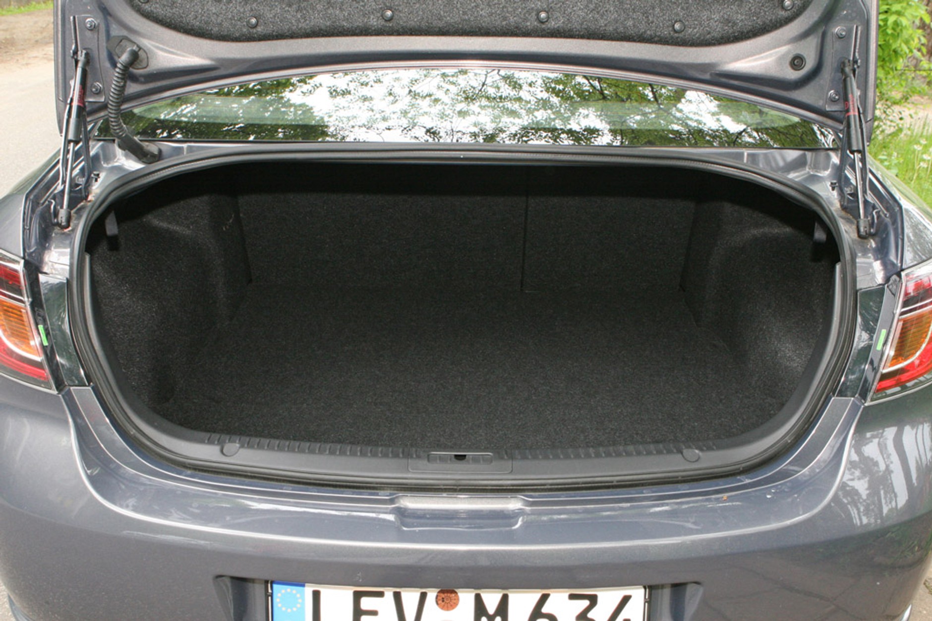 Ford Mondeo kontra Mazda 6 i Honda Accord: używane limuzyny dla rodziny