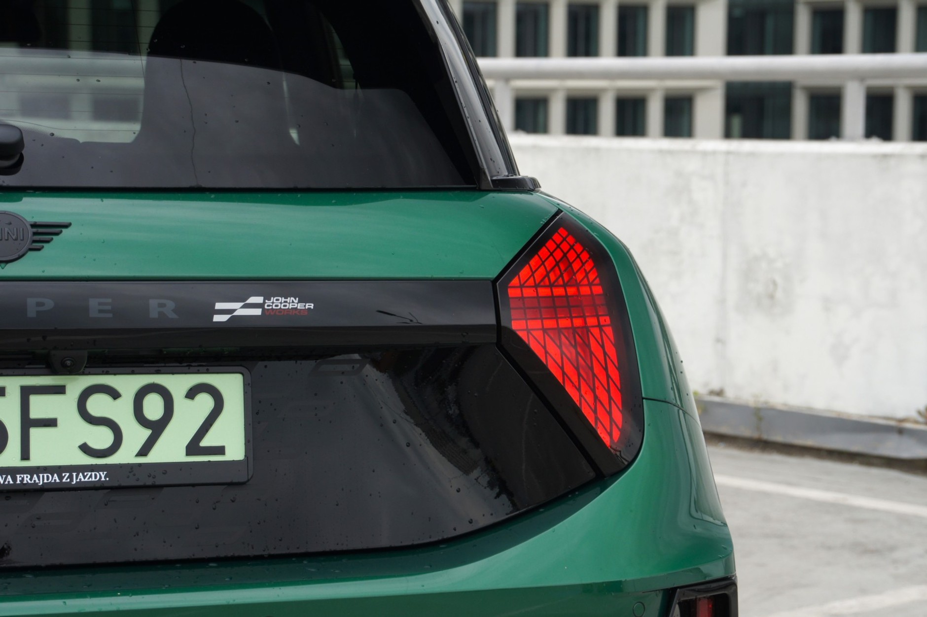 Mini John Cooper Works E (JCW)