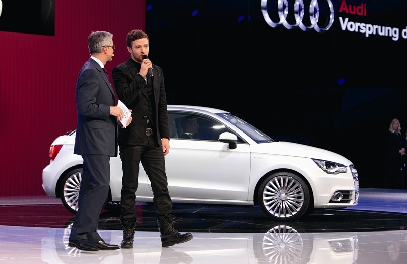 Shakira i Justin Timberlake gwiazdami salonu w Genewie