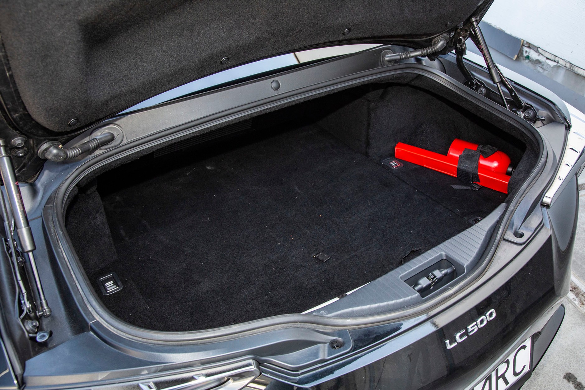 Lexus LC 500 - idealne połączenie emocji i wygody