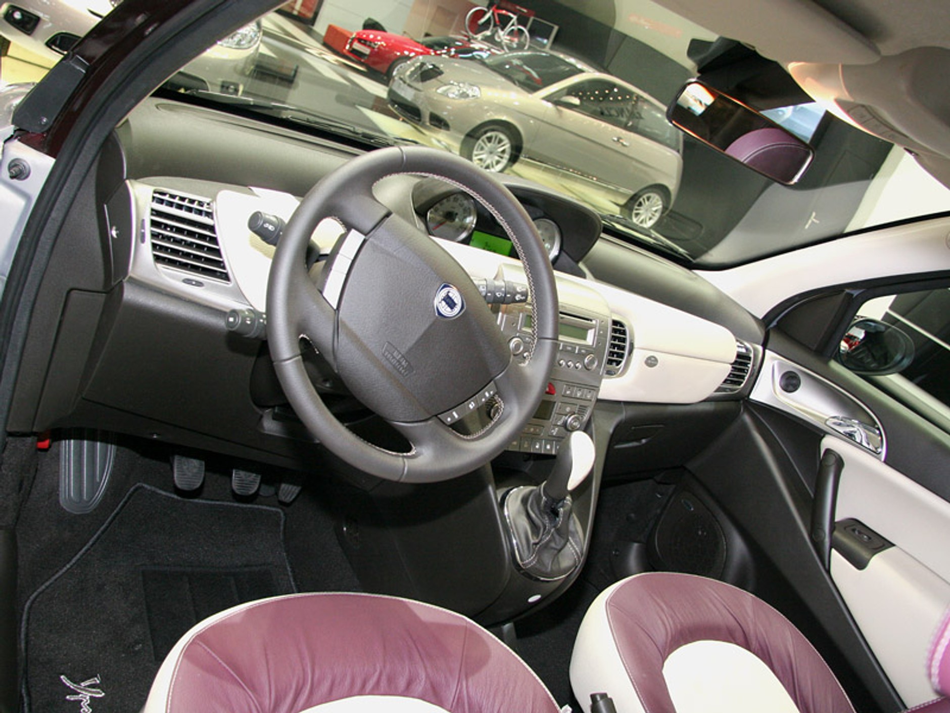 Autosalon Brno 2007: Co można zobaczyć? (2. część, 114 zdjęć)