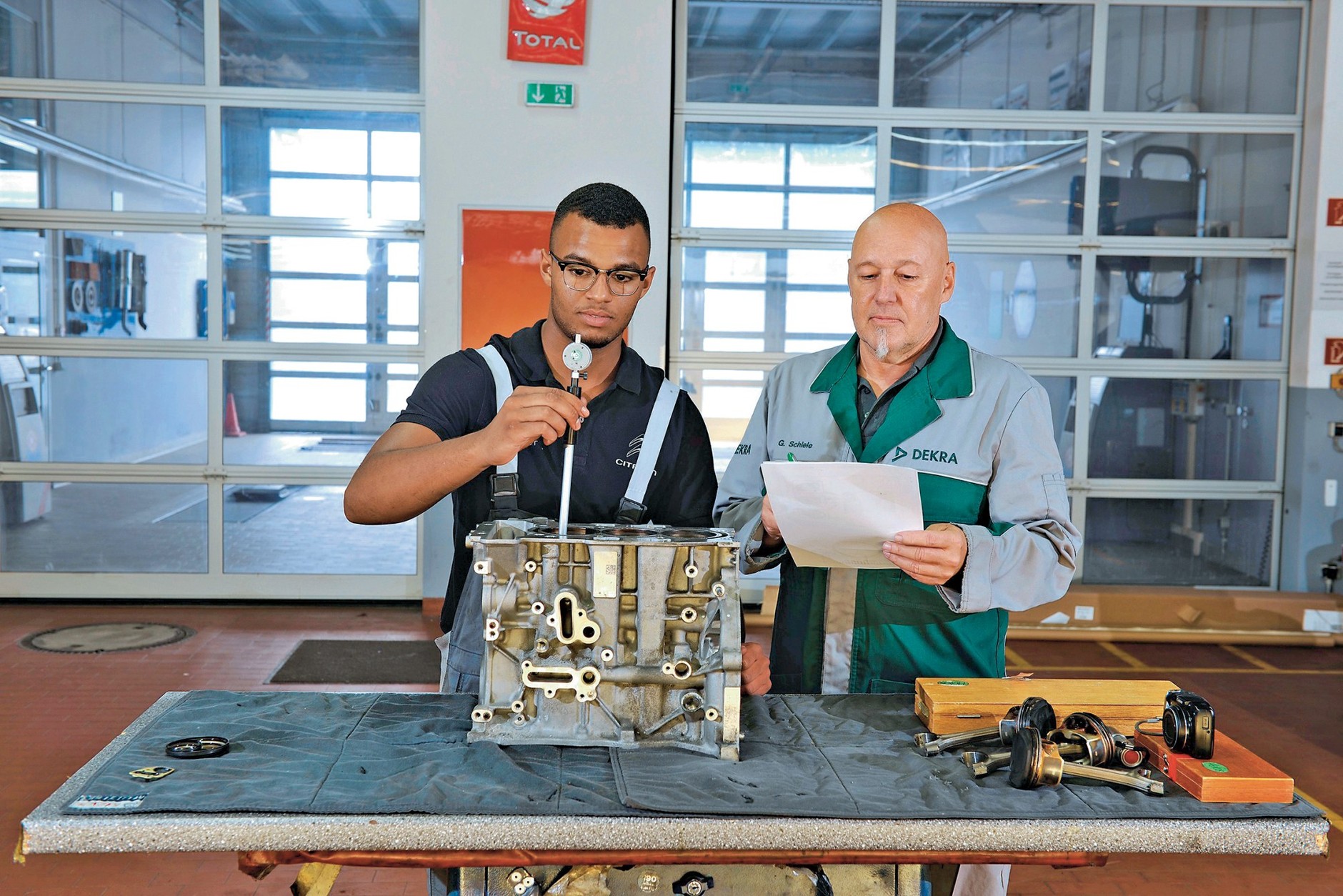 Silnik 1.2 PureTech - Werdykt po 100 tys. km: stan idealny! Taki był wynik pomiaru tulei cylindrów.