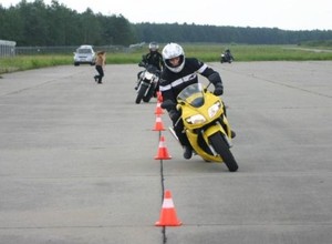 Wyższa szkoła jazdy według Suzuki