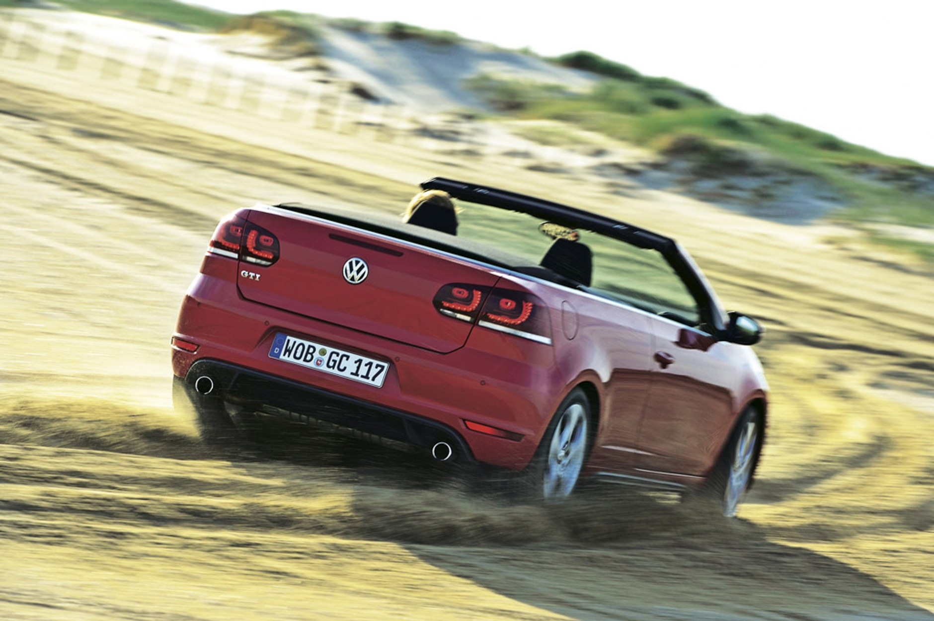 Audi A3 kontra BMW 125i i Volkswagen Golf: porównanie 3 kabrioletów