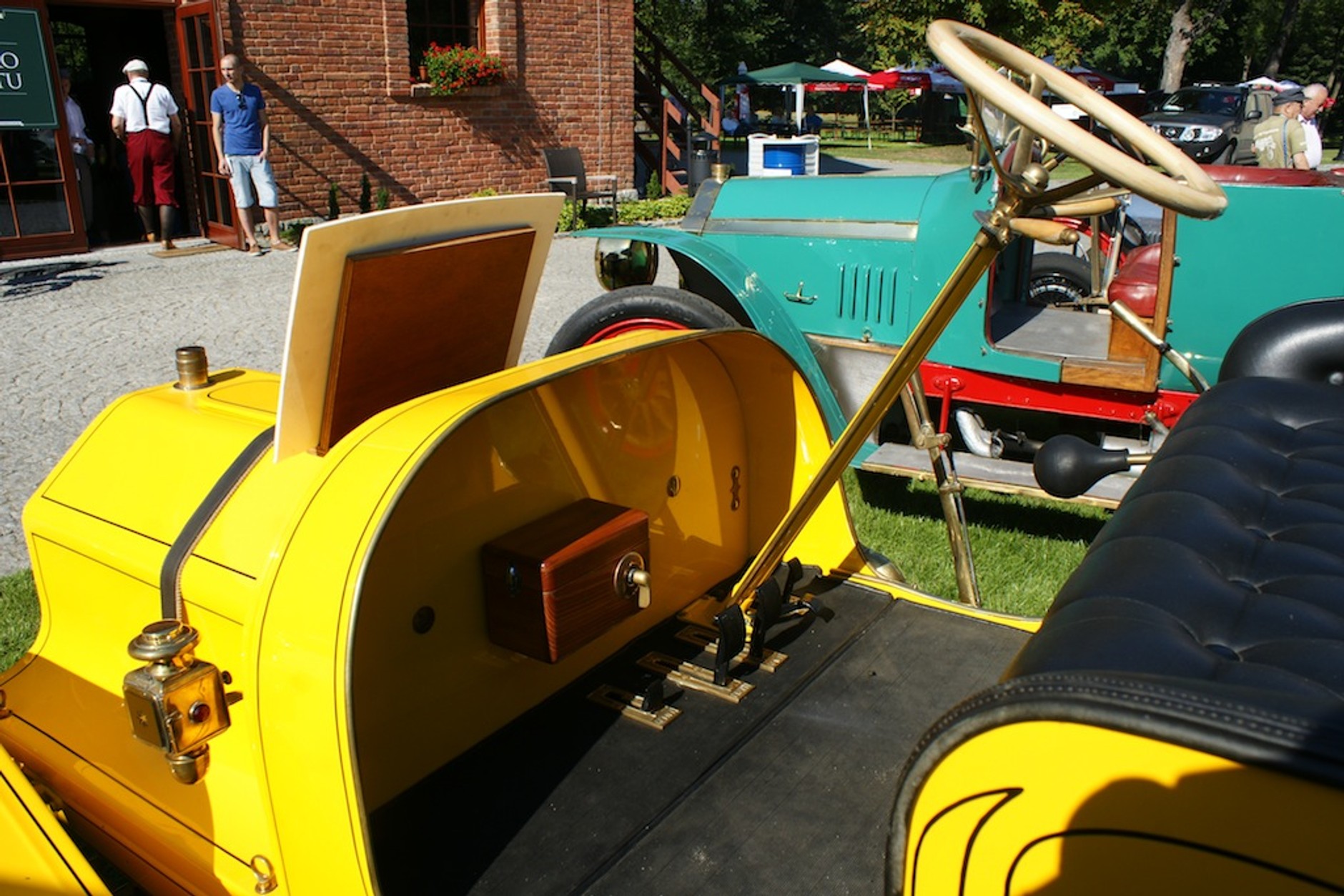 REO: 105-letni automobil