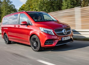 Mercedes V 300 d 4Matic – autobus klasy wyższej