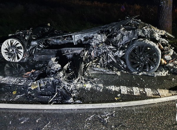 Hybrydowe BMW i8 doszczętnie spłonęło pod Tczewem