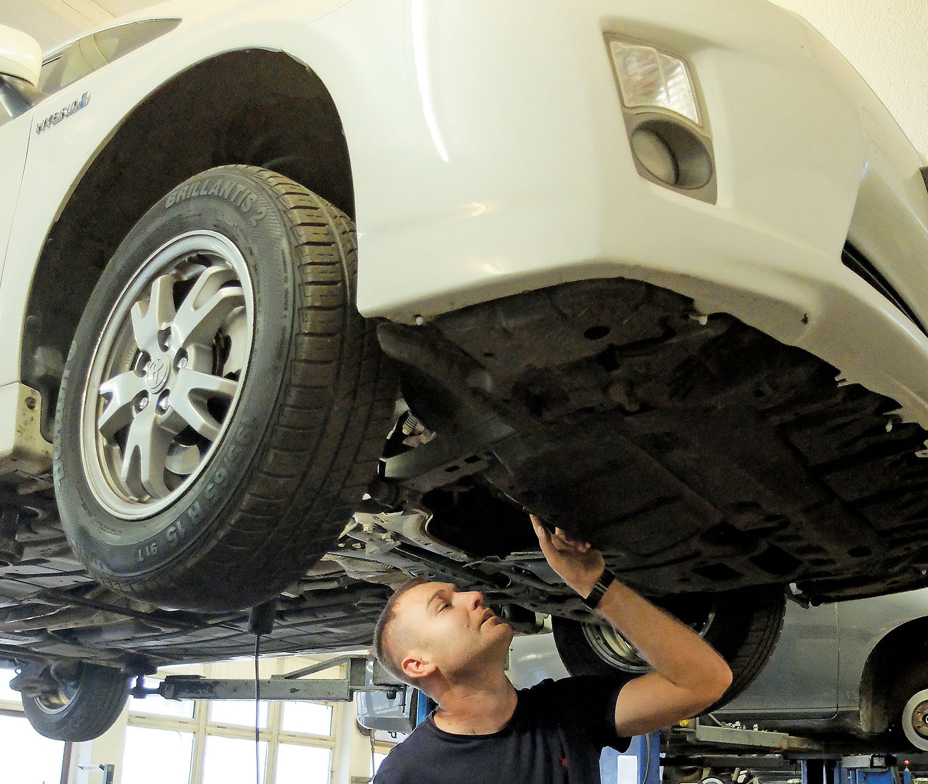 Kupujemy używaną hybrydę - co sprawdzić, gdzie zajrzeć