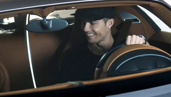 Cristiano Ronaldo i Bugatti Chiron