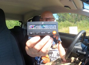 Sprawdziłem, jak w pół godziny nagrzeje się kabina auta