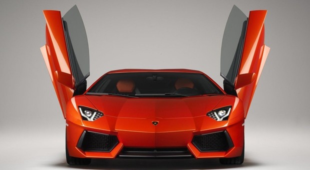 Obywatel Chorwacji chciał kupić w Polsce Lamborghini Aventadora. Stracił pieniądze, a auta też nie ma