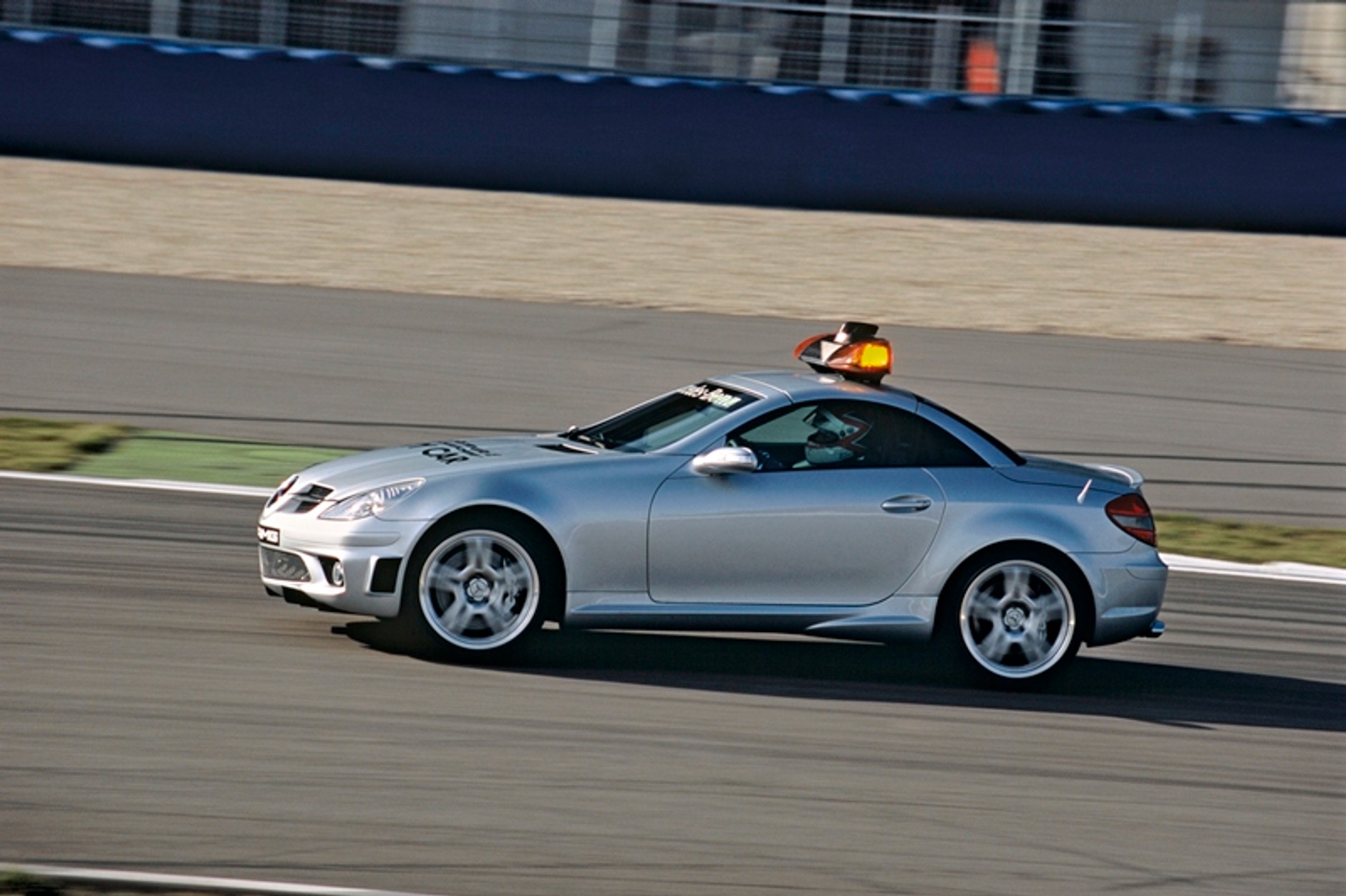 Mercedes SLS AMG to najszybszy safety car świata, ale znalazłem jeszcze kilka ciekawszych