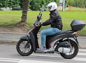 Honda SH125i: dobry skuter, ale nie za taką kasę!