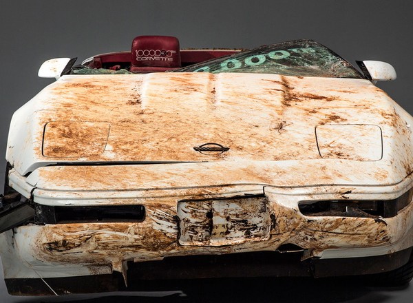 Milionowy Chevrolet Corvette powstaje z popiołów