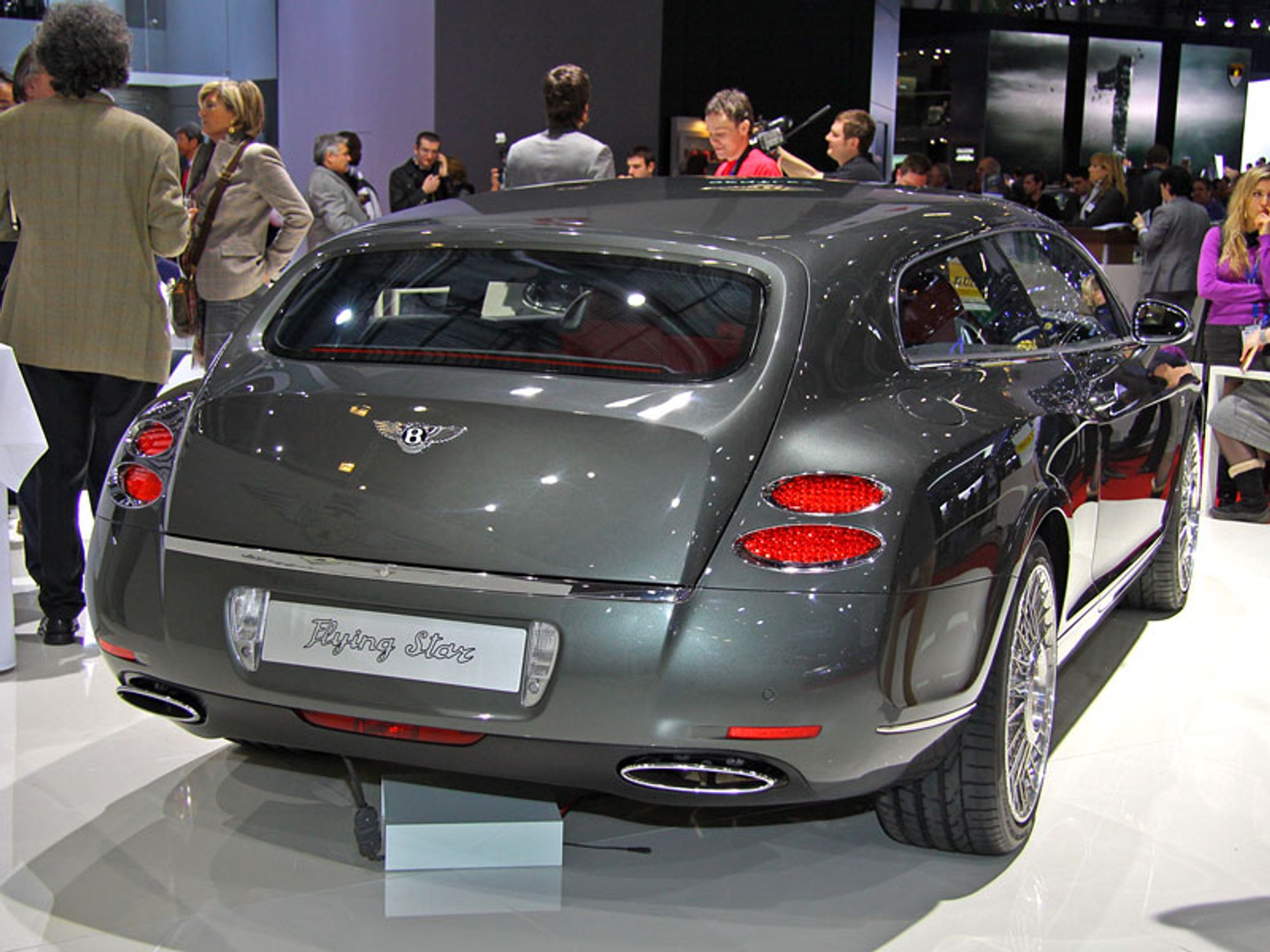 Samochody, które warto zobaczyć w Genewie (galeria 3.)